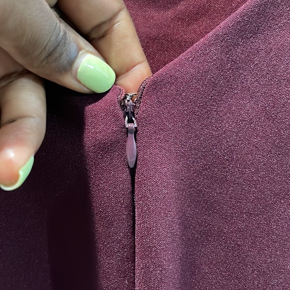 NWOT Katie May Petra Gown in Sangria - Picture 10 of 10